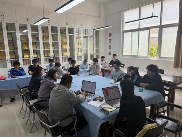 团支书大会1 团支书大会1