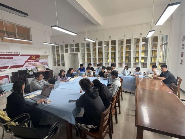 团支书大会3 团支书大会3